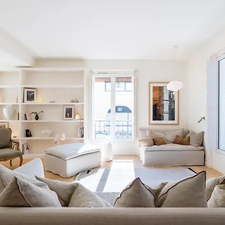 Veeve - Alabaster Bright * Paris